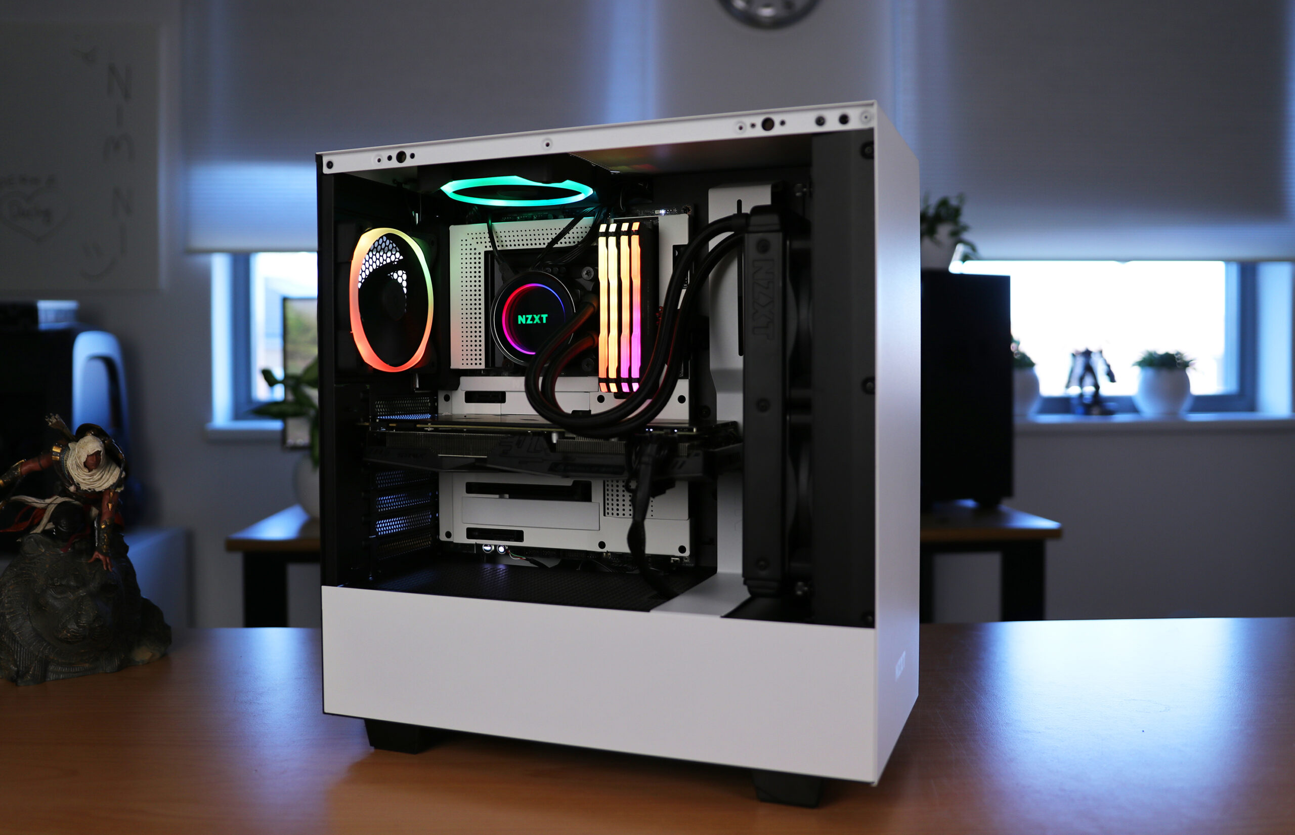 Case NZXT H510 hoàn hảo 2 màu trắng đen giá đẹp